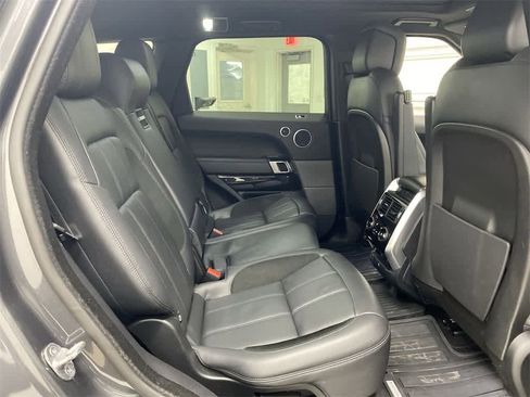 Used 2022 Land Rover Range Rover Sport HST image 18