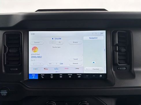 Used 2025 Ford Bronco Badlands image 28