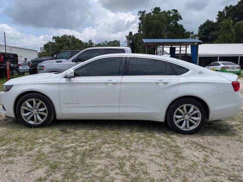 Used 2018 Chevrolet Impala LT FWD image 3
