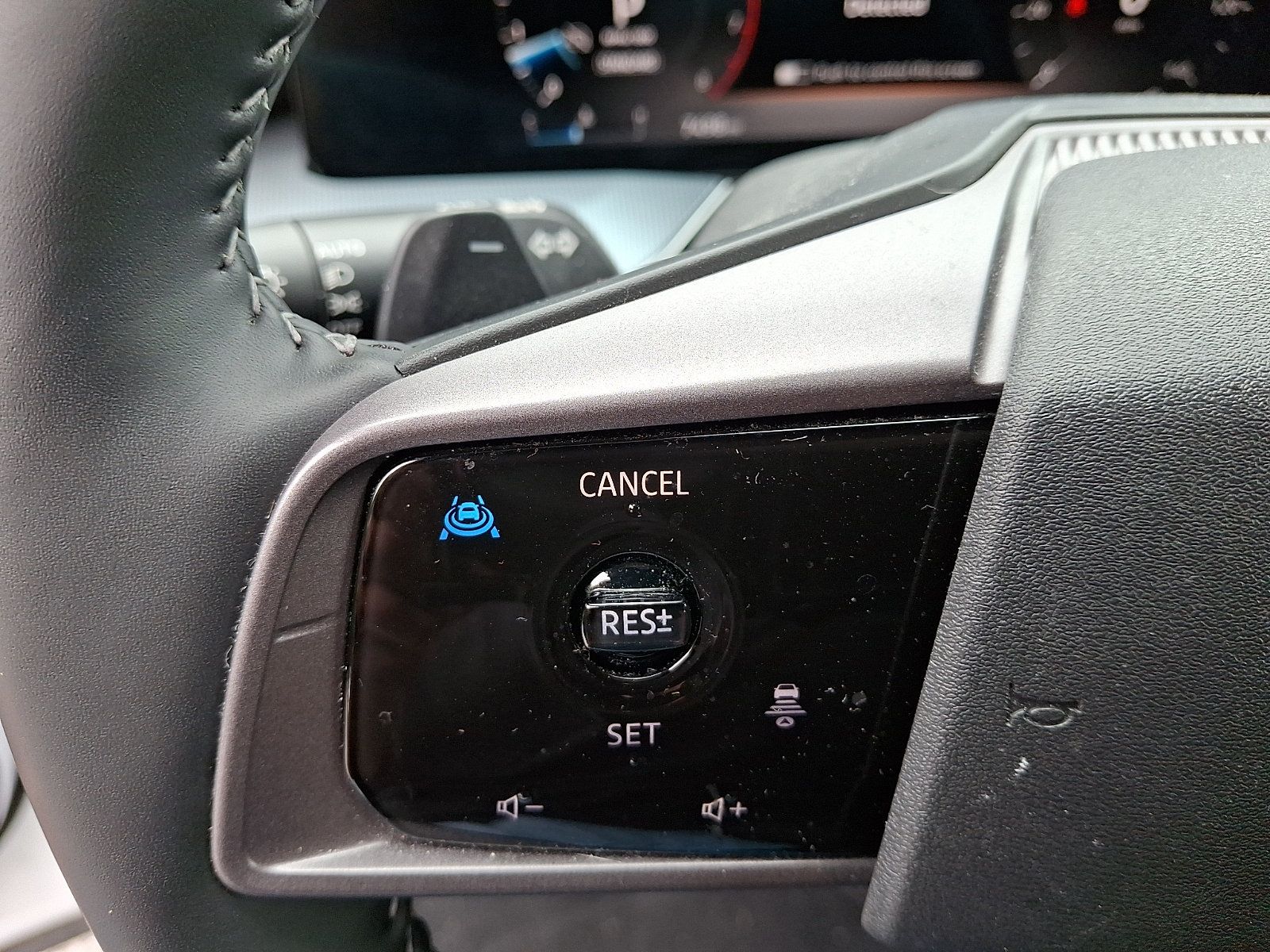 Used 2025 Nissan Murano SL w/ Cargo Package AWD/4WD image 23