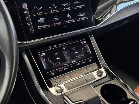 Used 2023 Audi Q7 2.0T Premium Plus w/ Premium Plus Package AWD/4WD image 19