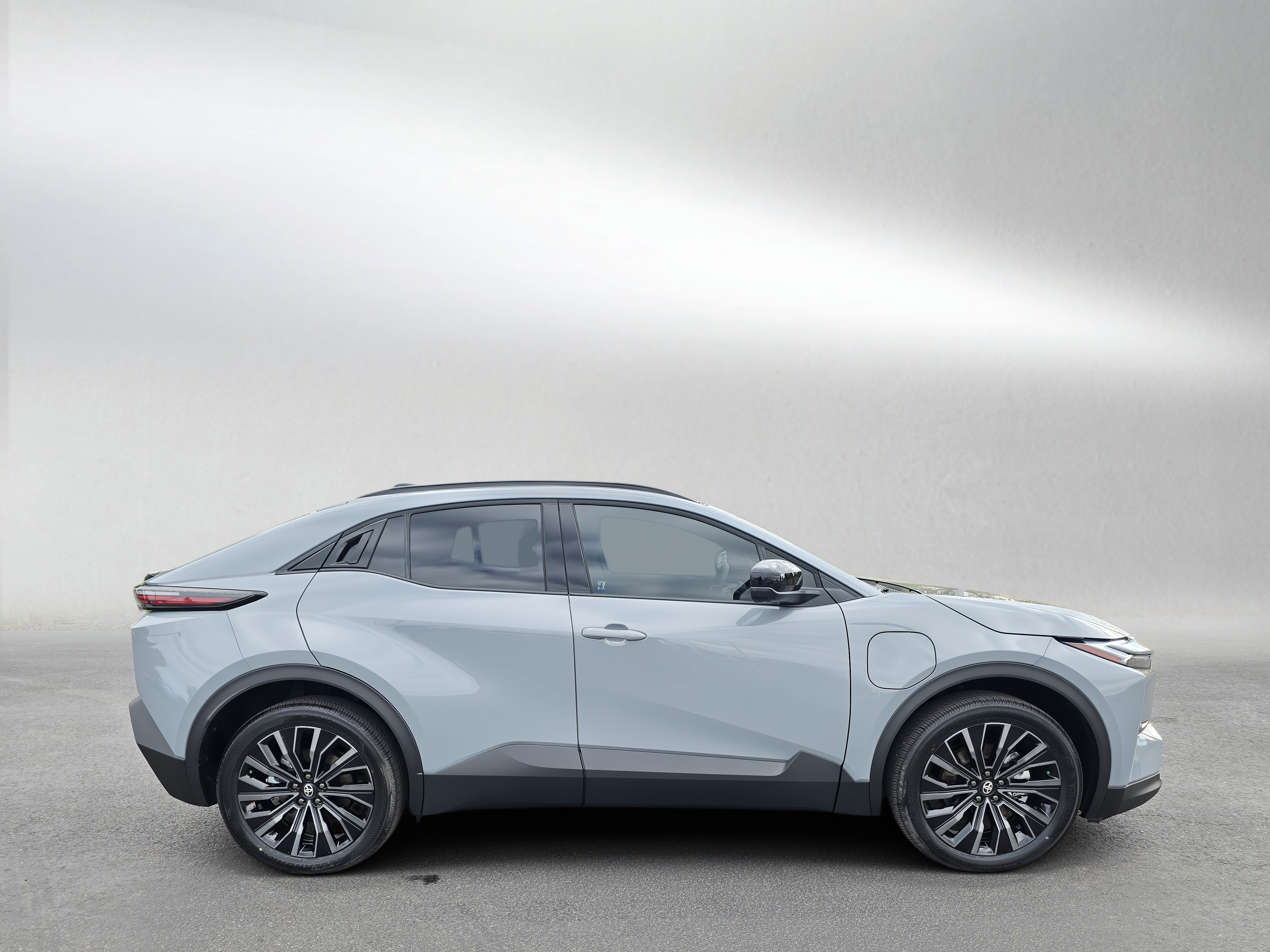 Certified 2026 Toyota C-HR AWD/4WD image 6