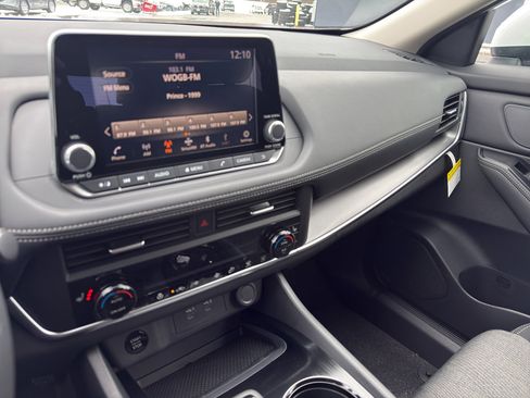 New 2026 Nissan Rogue SV image 21