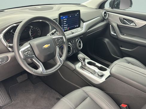 Used 2024 Chevrolet Blazer LT AWD/4WD image 12