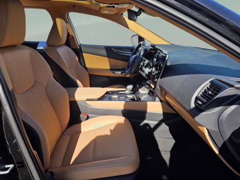 Certified 2025 Lexus NX 250 FWD w/ Premium Package image 22
