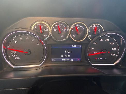 Used 2020 Chevrolet Silverado 1500 LT image 16