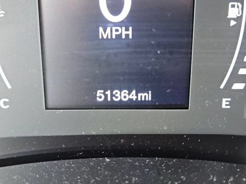Used 2023 Jeep Renegade Latitude AWD/4WD image 24