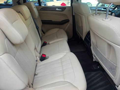 Used 2019 Mercedes-Benz GLS 450 4MATIC image 18