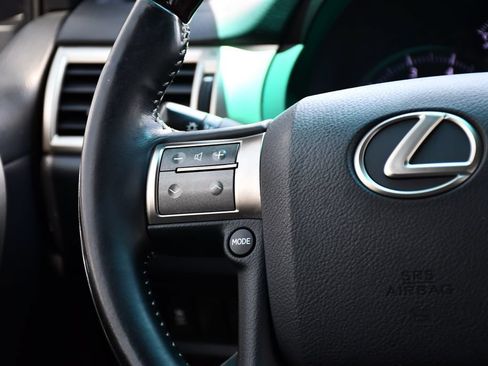 Used 2018 Lexus GX 460 Premium AWD/4WD image 30