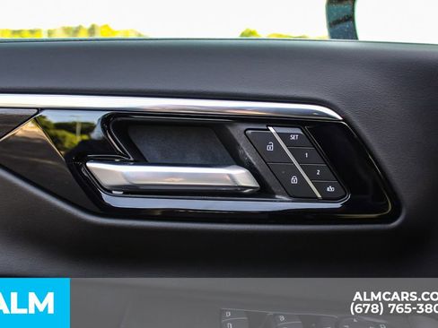 Used 2025 Chevrolet Tahoe LT AWD/4WD image 42