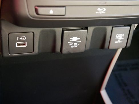 Used 2023 Honda Odyssey Elite image 24