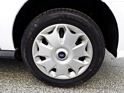 Used 2018 Ford Transit Connect XLT image 18