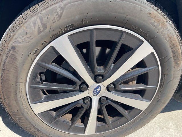 Used 2022 Subaru Impreza 2.0i Premium w/ Popular Package #3 AWD/4WD image 7