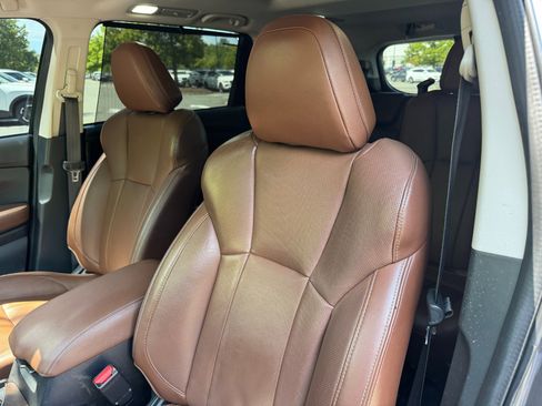 Used 2023 Subaru Ascent Touring AWD/4WD image 23