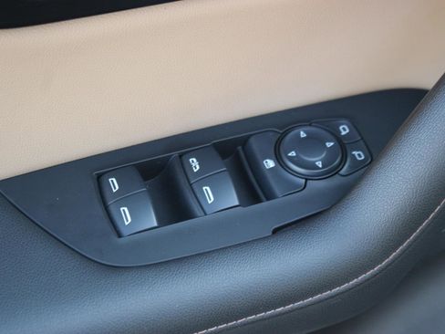 Used 2024 Chevrolet Blazer Premier w/ Driver Confidence II Package image 15