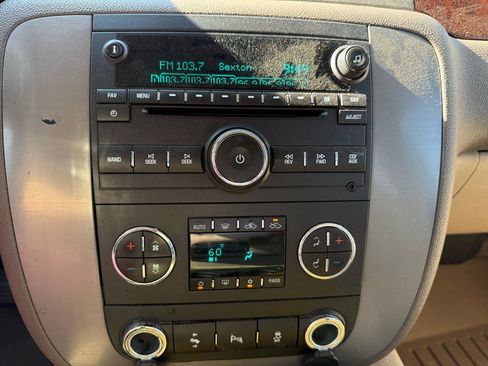 Used 2013 GMC Sierra 2500 SLT w/ SLT Convenience Package image 14