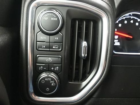 Used 2021 Chevrolet Silverado 1500 LT AWD/4WD image 24