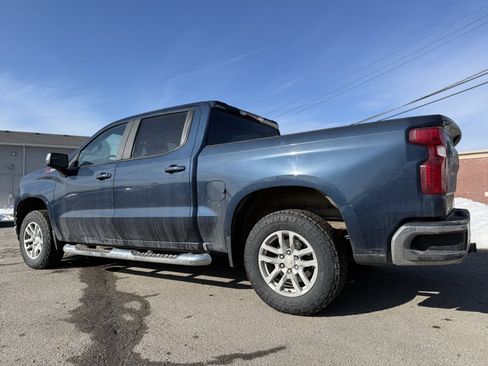 Used 2021 Chevrolet Silverado 1500 LT w/ Z71 Off-Road Package image 5