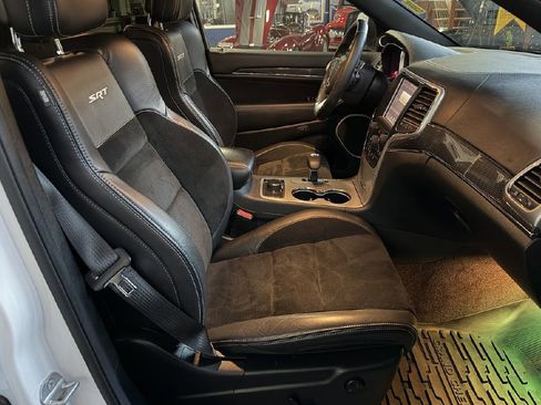 Used 2014 Jeep Grand Cherokee SRT8 w/ Luxury Group II image 12