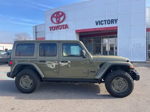 Used 2025 Jeep Wrangler Unlimited Sport S 4xe image 3