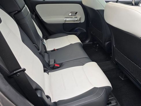 Certified 2023 Mercedes-Benz GLB 250 image 20