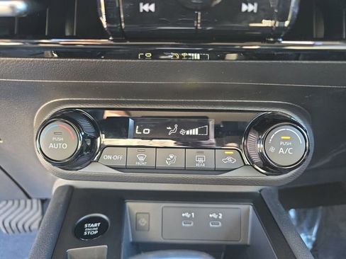 New 2026 Nissan Kicks SV w/ SV Premium Package FWD image 21