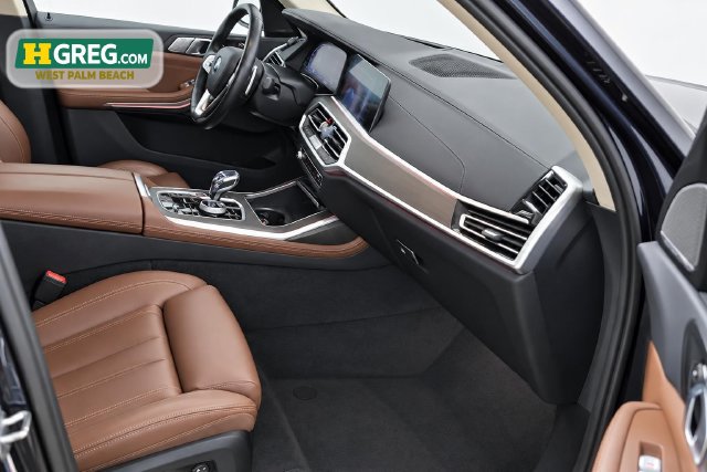 Used 2022 BMW X7 xDrive40i w/ Premium Package AWD/4WD image 11