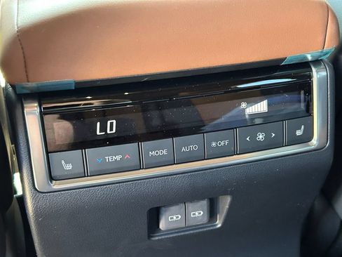 Used 2026 Lexus GX 550 AWD/4WD image 26