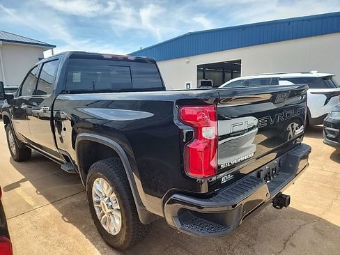 Used 2023 Chevrolet Silverado 2500 High Country AWD/4WD image 7
