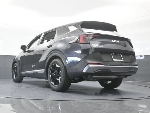 Used 2026 Kia Sportage EX FWD image 57
