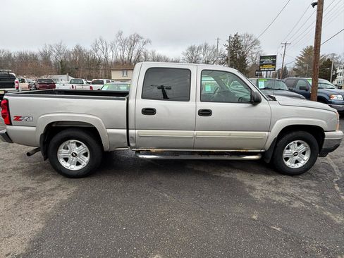 Used 2006 Chevrolet Silverado 1500 LT w/ Onstar Plus Package image 4