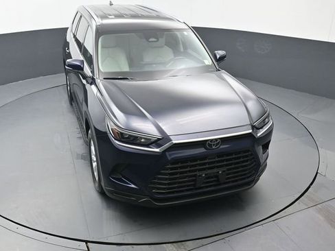 Certified 2024 Toyota Grand Highlander XLE image 49