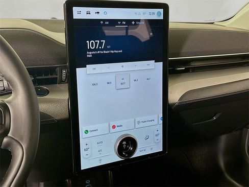 Used 2023 Ford Mustang Mach-E Select image 13