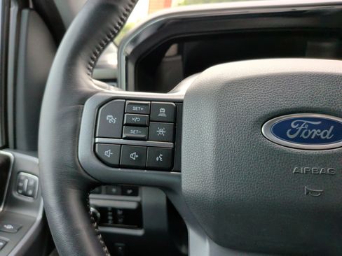 Used 2024 Ford F250 Lariat w/ Lariat Ultimate Package AWD/4WD image 25