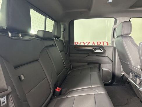 Used 2025 GMC Sierra 3500 Denali w/ Denali Reserve Package image 18