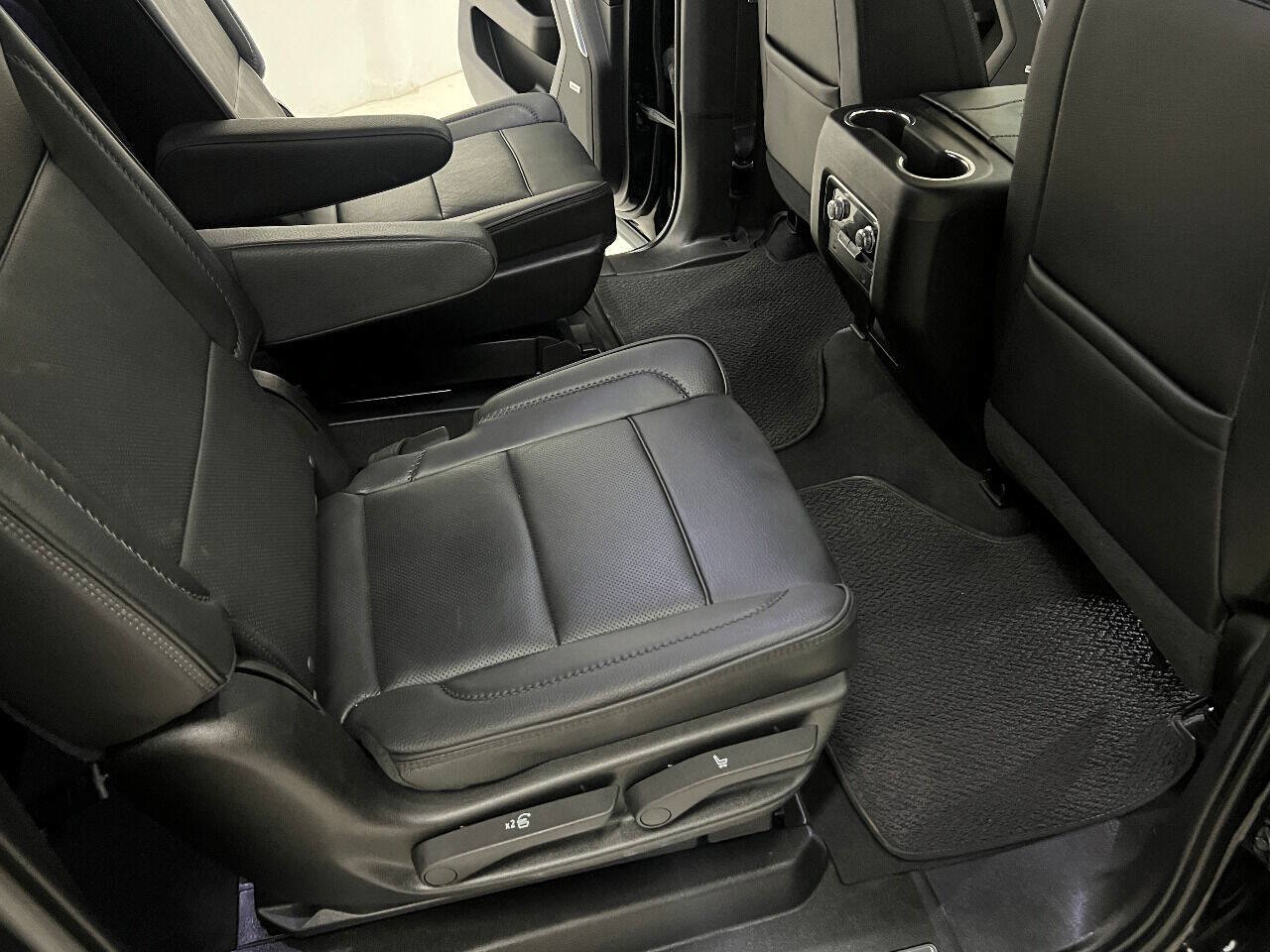 Used 2021 GMC Yukon XL Denali AWD/4WD image 76