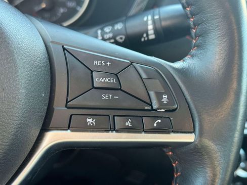 Used 2025 Nissan Sentra SR w/ SR Premium Package image 22