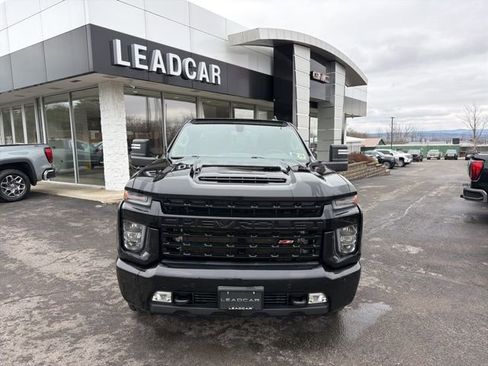 Used 2021 Chevrolet Silverado 2500 LT w/ Midnight Edition image 8