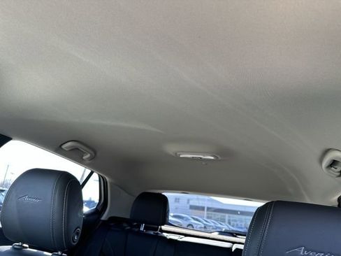 Used 2024 Buick Encore GX Avenir w/ Avenir Convenience Package image 18