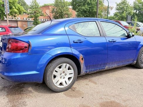 Used 2014 Dodge Avenger SE FWD image 4