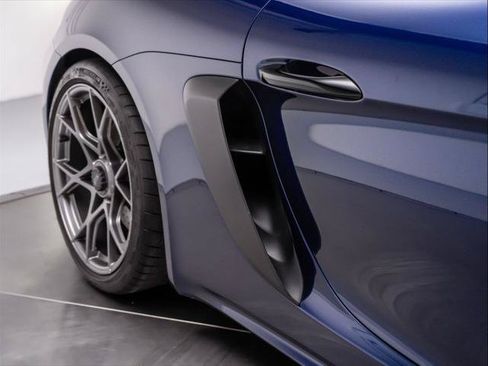 Used 2024 Porsche 718 Cayman GT4 RS RWD image 16