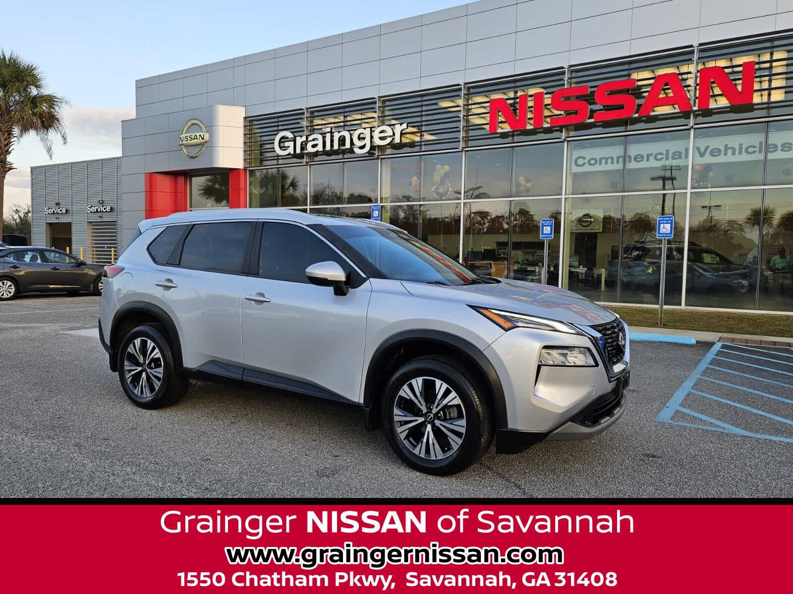 Used 2023 Nissan Rogue SV w/ SV Premium Package FWD image 1