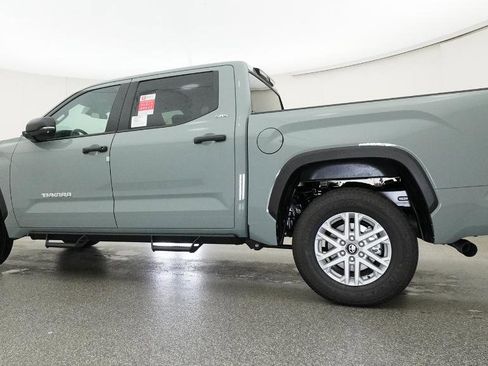 New 2026 Toyota Tundra SR5 AWD/4WD image 30