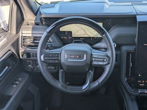 Used 2025 GMC Yukon AT4 Ultimate image 19