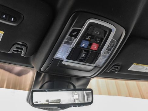 Used 2022 RAM 3500 Limited AWD/4WD image 23