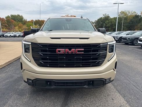 Used 2023 GMC Sierra 1500 Elevation image 8