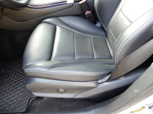 Used 2021 Mercedes-Benz GLC 300 4MATIC image 13