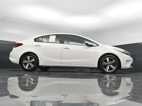 Used 2018 Kia Forte S FWD image 20