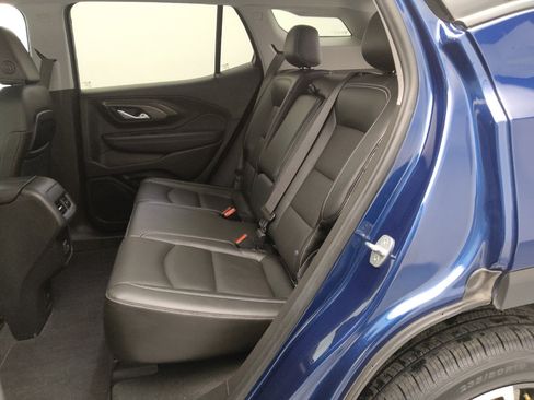 Used 2022 GMC Terrain SLT image 18