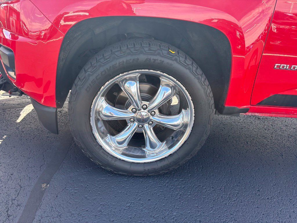 Used 2016 Chevrolet Colorado LT AWD/4WD image 9